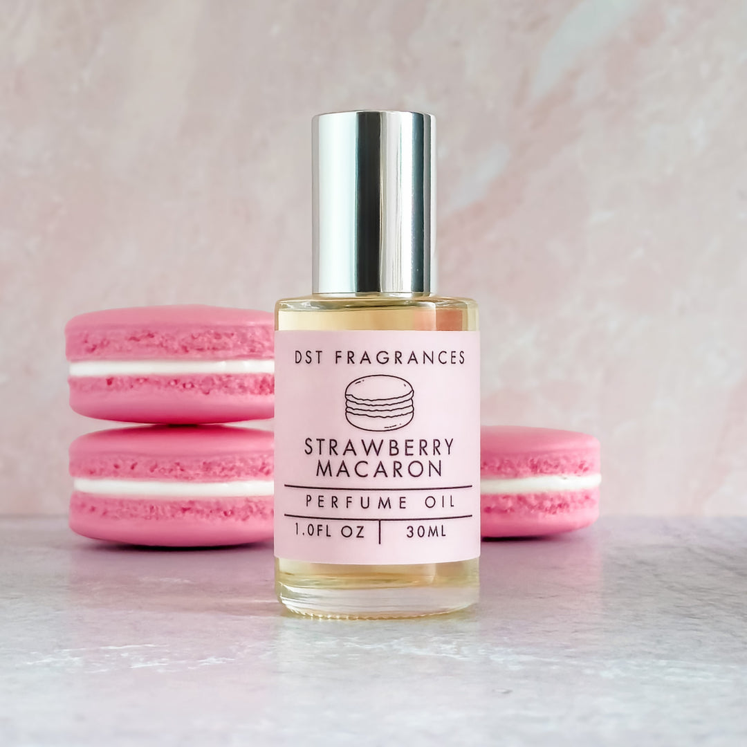 Strawberry Macaron Perfume Oil 30ml Round 